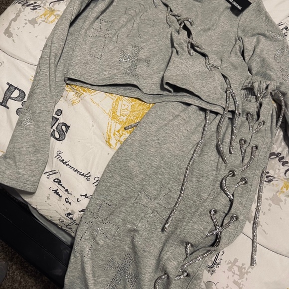 Rockstar original 2 piece sparkling embellished lace up - Picture 3 of 3